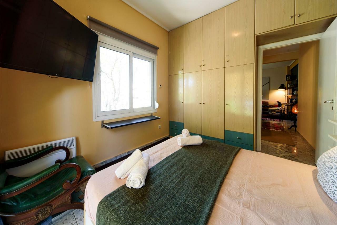 Апартаменти Warm Cozy & Quiet Афіни Екстер'єр фото